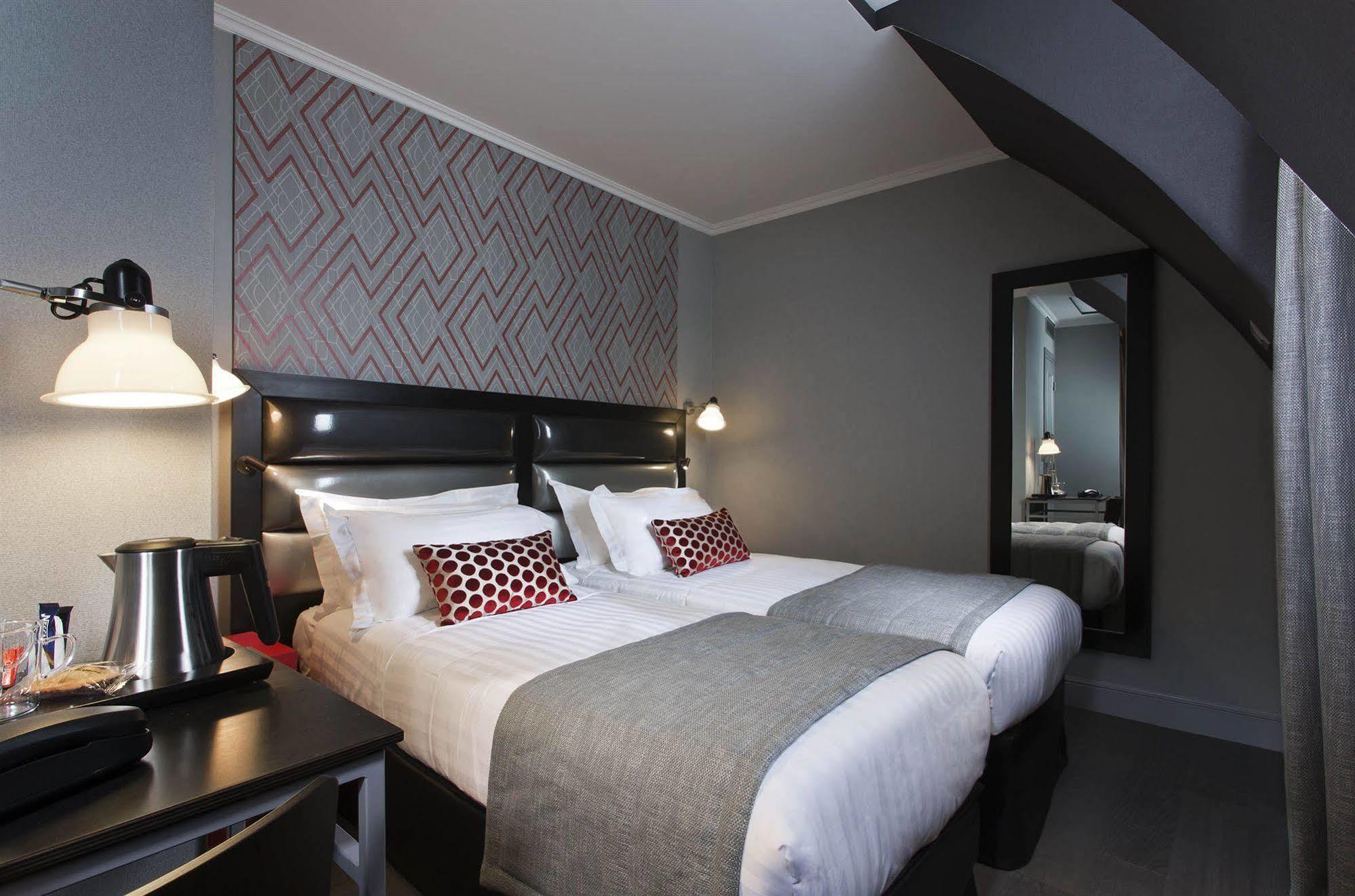 Hotel Garance Parijs Buitenkant foto
