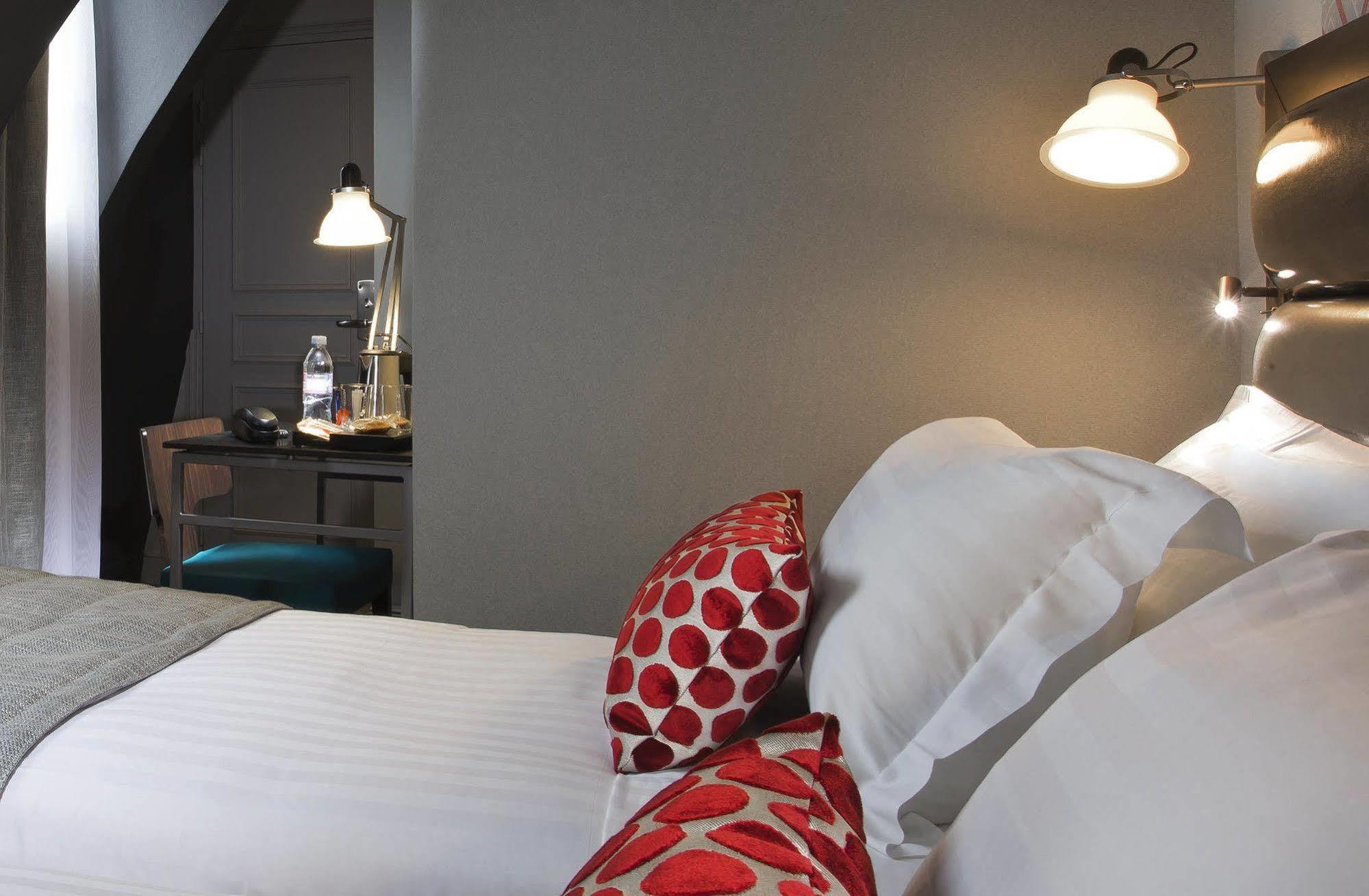 Hotel Garance Parijs Buitenkant foto